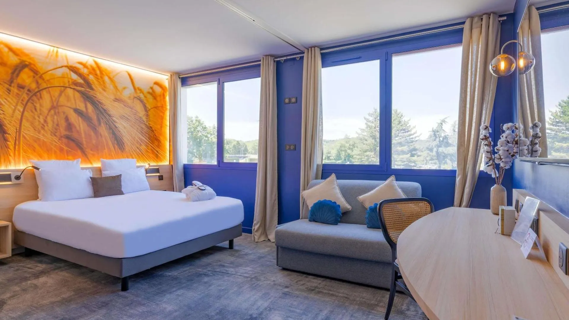 Mercure Lyon Est Villefontaine Hotel