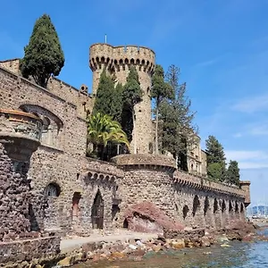 https://hotel-de-la-corniche-dor.fr-provencehotel.com