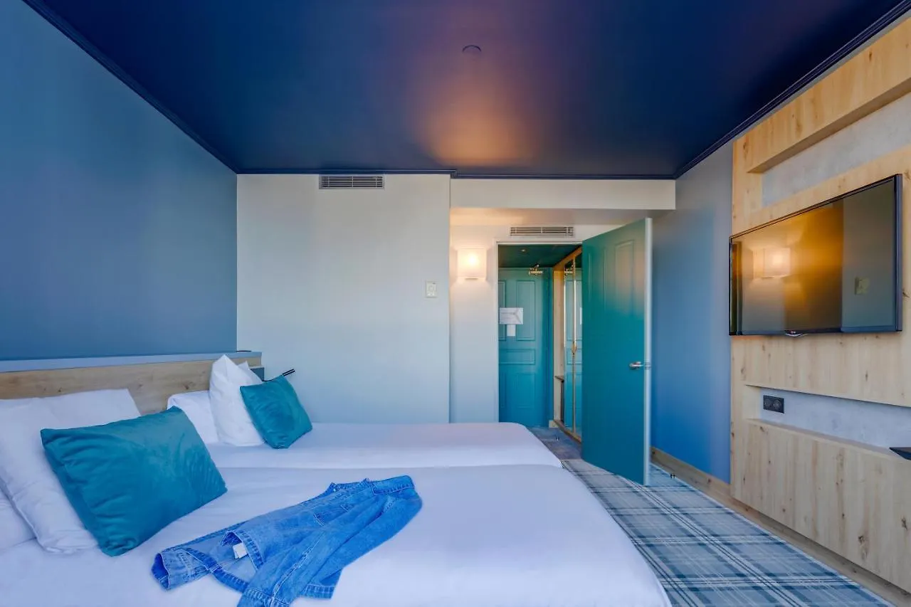 Mercure Lyon Est Villefontaine Hotel
