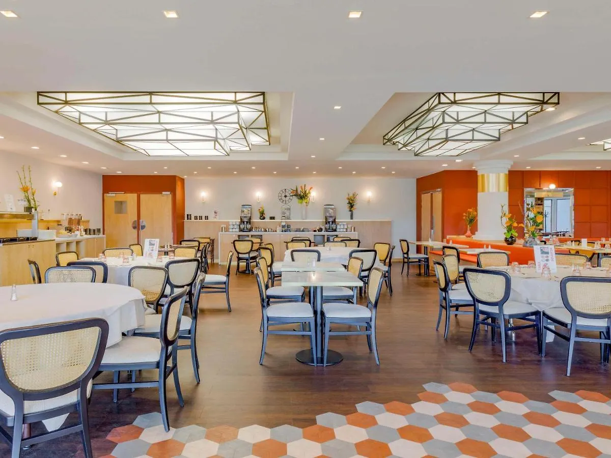 Mercure Lyon Est Villefontaine 4*,  Francia