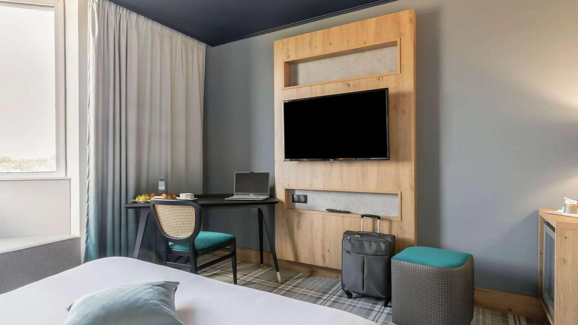 Mercure Lyon Est Villefontaine Hotel